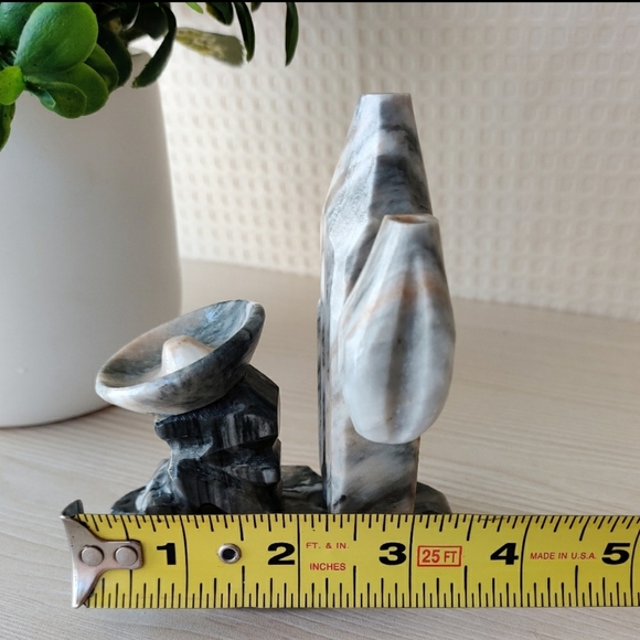 Black Onyx Marble Stone, Man Wearing "Sombrero" Sleeping Next to Cactus - Picture 11 of 11